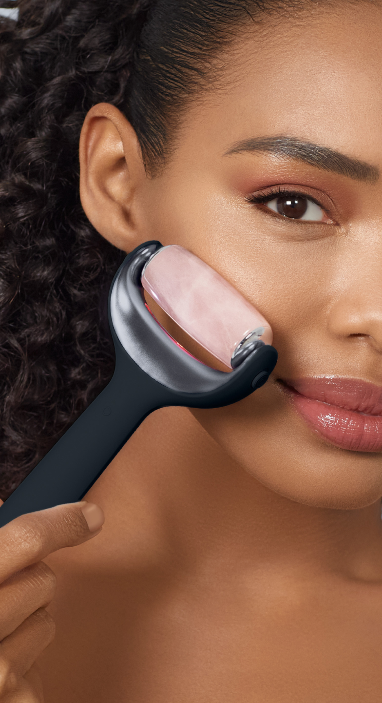 face BODY roller 未使用 face BODY roller 未使用 美顔ローラー♪未使用品の通販 by ゆゆ