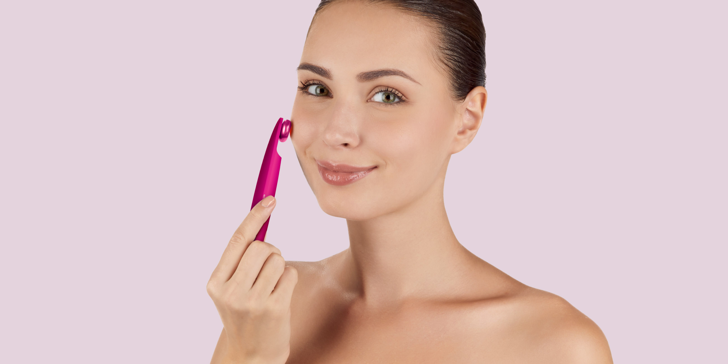 MicroCurrent Face-Lifting & Skin Smoothing Technology