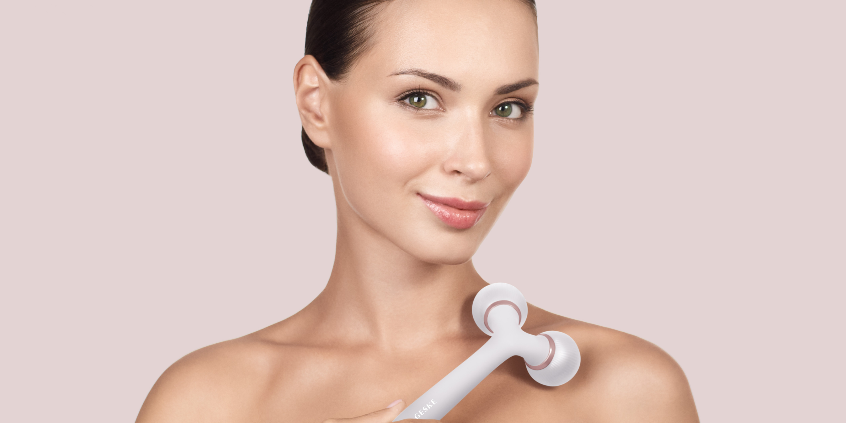 Smoothing & Tightening Skin Massage