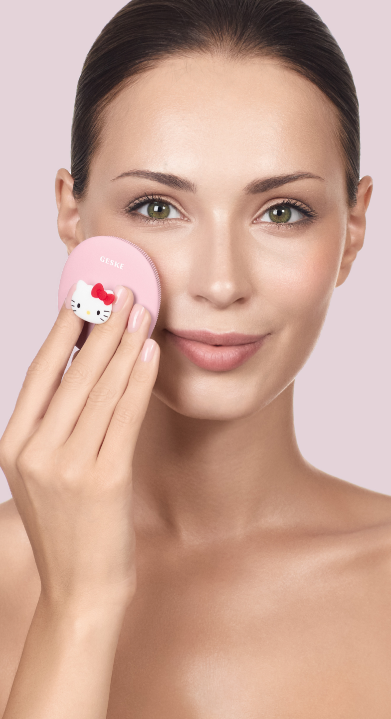 GESKE Hello Kitty 美容器セット 3点 GESKE HELLO KITTY FACIAL BRUSH | 3 IN 1